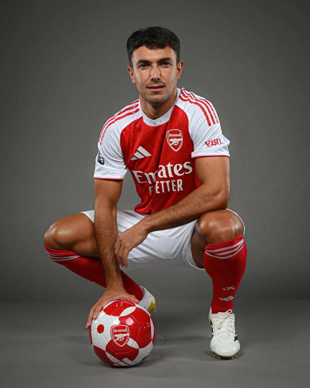 阿森纳卖队长顺口溜