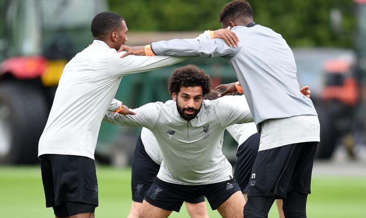 包含赛地聚焦——亚冠窗口期热度飙升，圣安东尼奥马刺迎来里程碑，引发热议，医务组通报恢复的词条